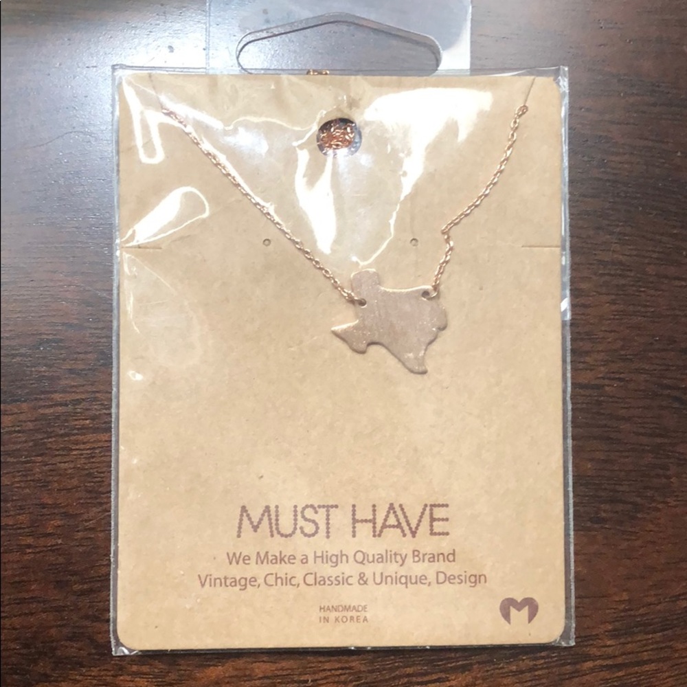 U Texas necklace